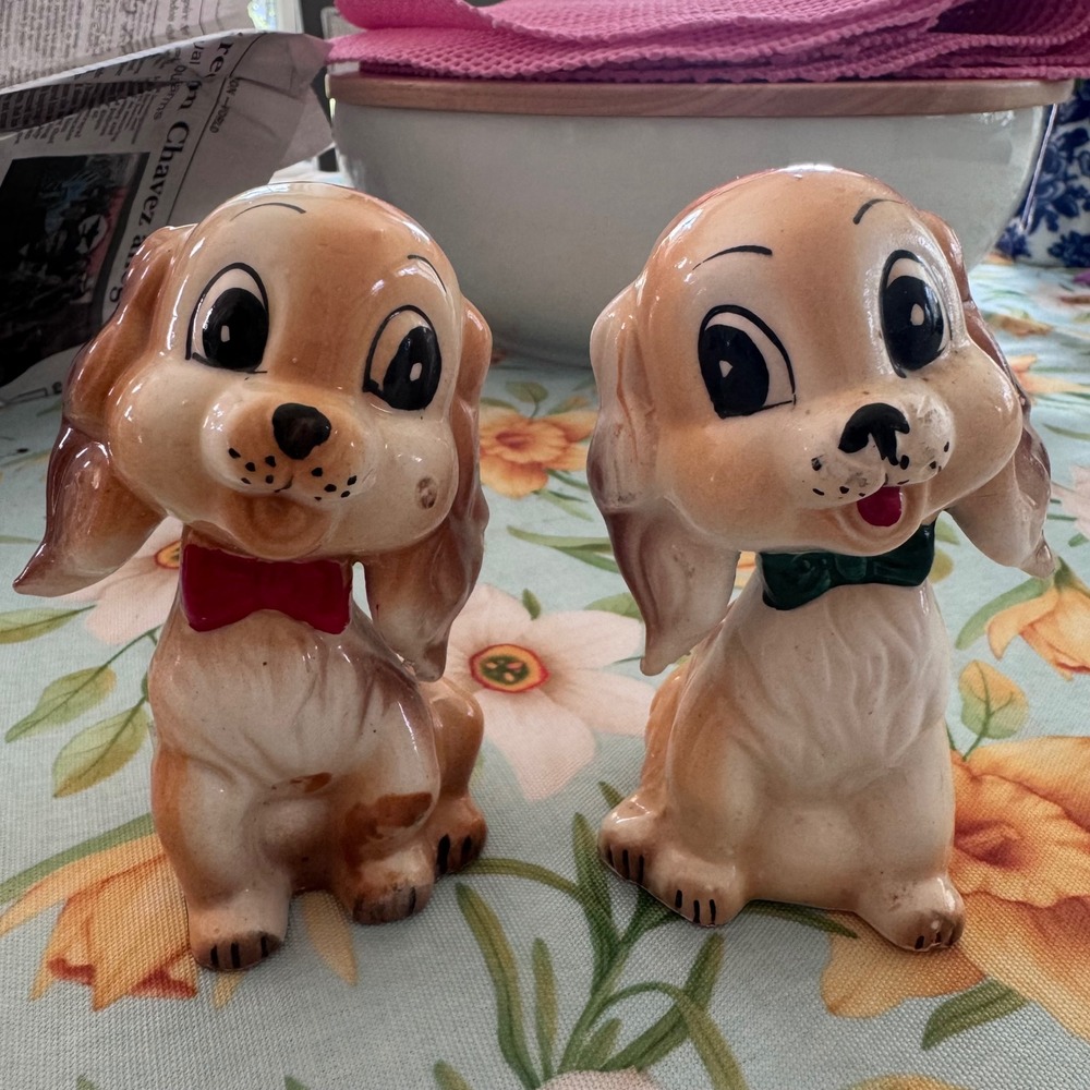 Vintage 1950s Commodore Japan Puppy Dog Salt & Pepper Shakers